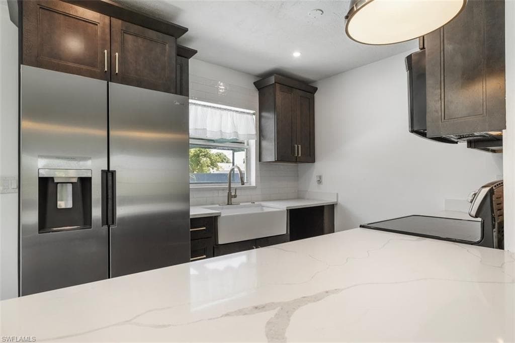 1948 46th St SW, Naples, FL 34116-7