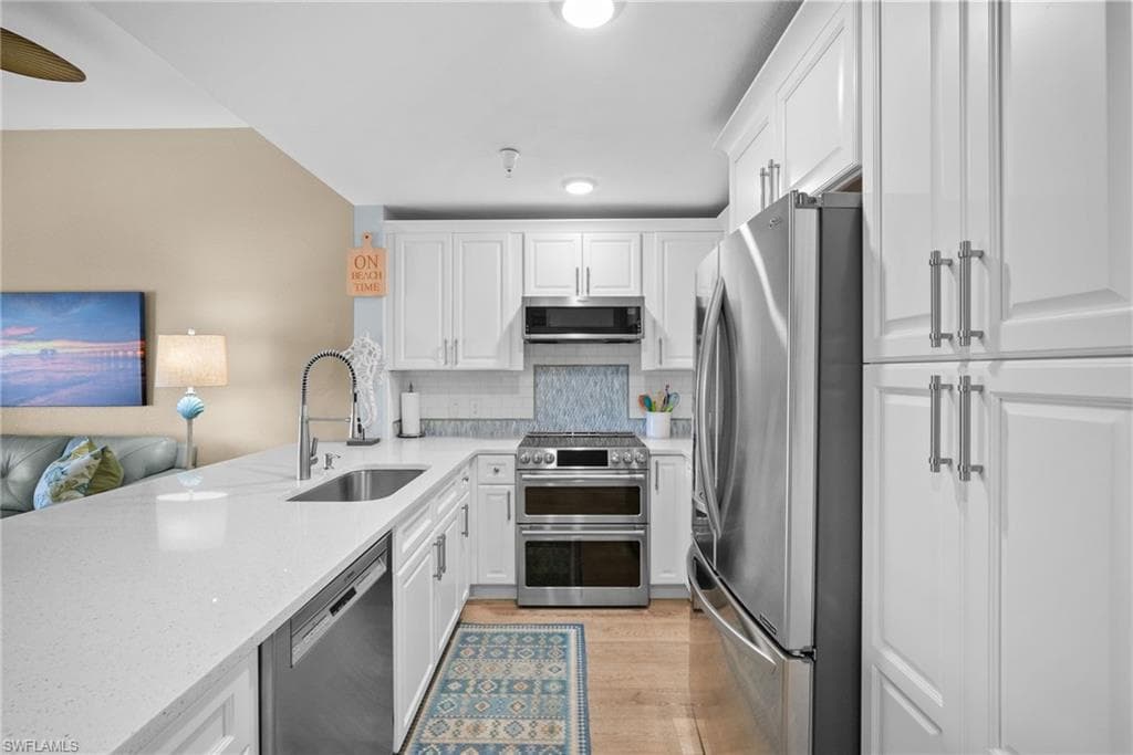 4455 Botanical Place Cir 5, Naples, FL 34112-15