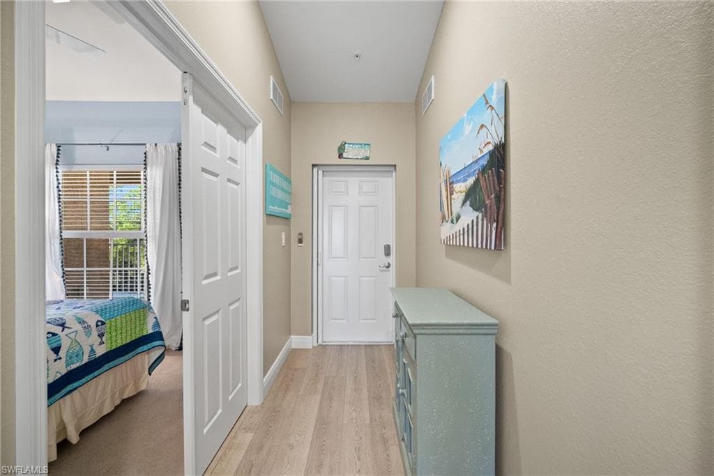 4455 Botanical Place Cir 5, Naples, FL 34112-5