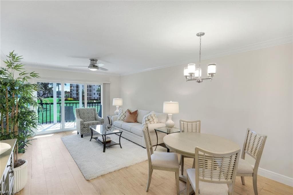 9 High Point Cir N 208, Naples, FL 34103-11