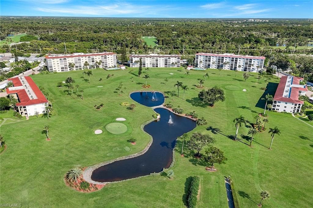 9 High Point Cir N 208, Naples, FL 34103-24