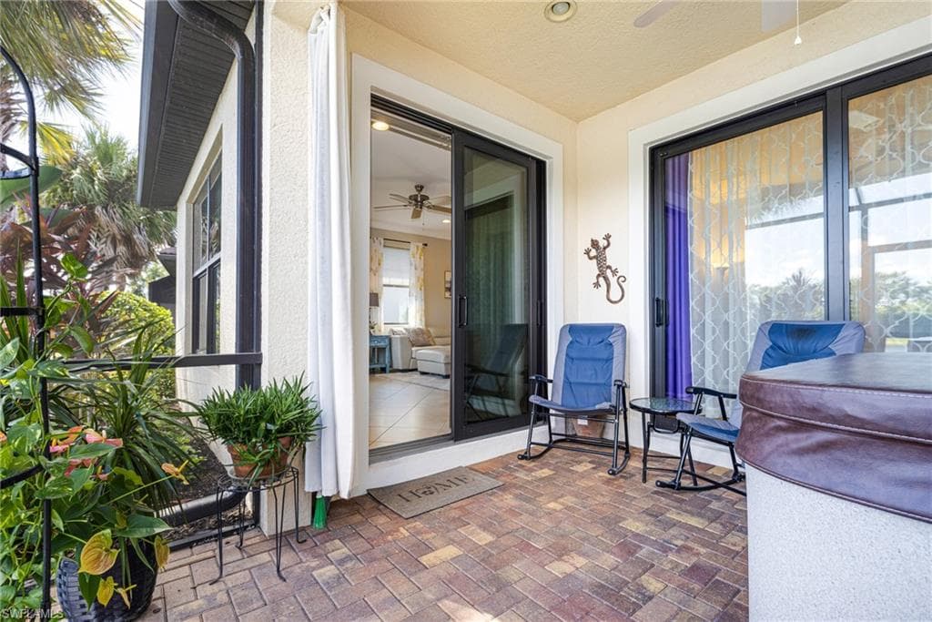 1482 Oceania Dr S, Naples, FL 34113-22