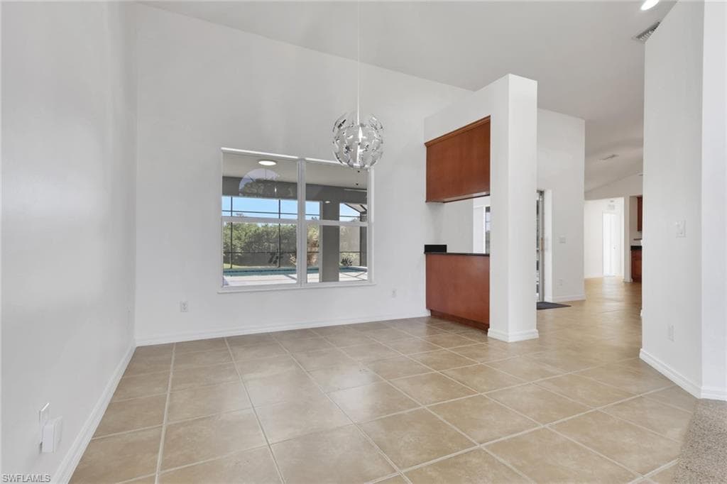 1330 11th St SW, Naples, FL 34117-10