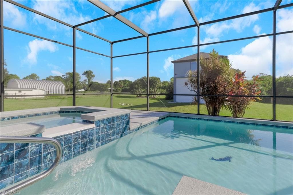 1330 11th St SW, Naples, FL 34117-35