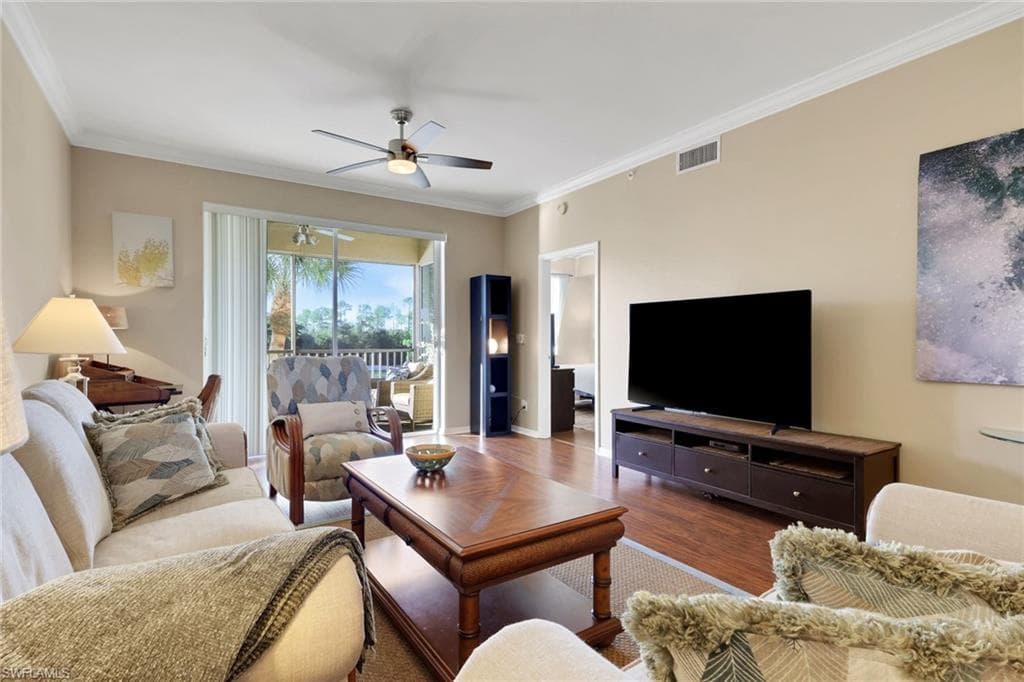 8680 Cedar Hammock Cir 134, Naples, FL 34112-8