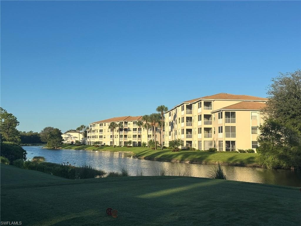 8680 Cedar Hammock Cir 134, Naples, FL 34112-25