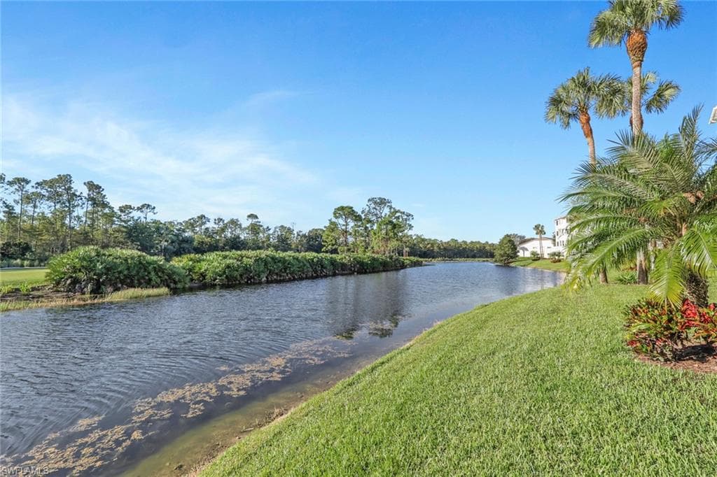 8680 Cedar Hammock Cir 134, Naples, FL 34112-2