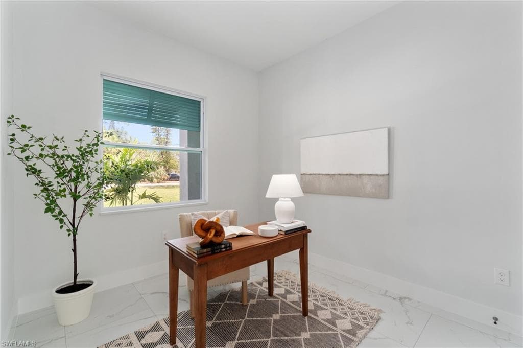 1970 17th St SW, Naples, FL 34117-9