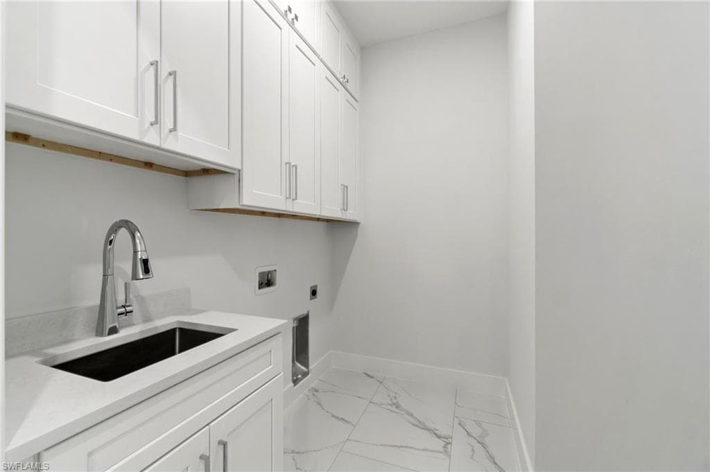 1970 17th St SW, Naples, FL 34117-16