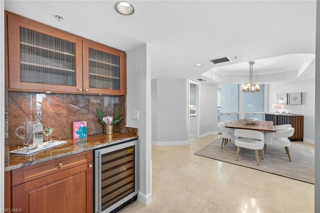 4021 Gulf Shore Blvd N 1903, Naples, FL 34103-9