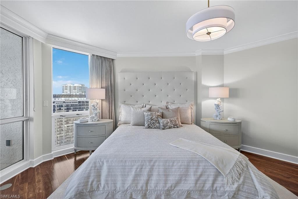 4021 Gulf Shore Blvd N 1903, Naples, FL 34103-17