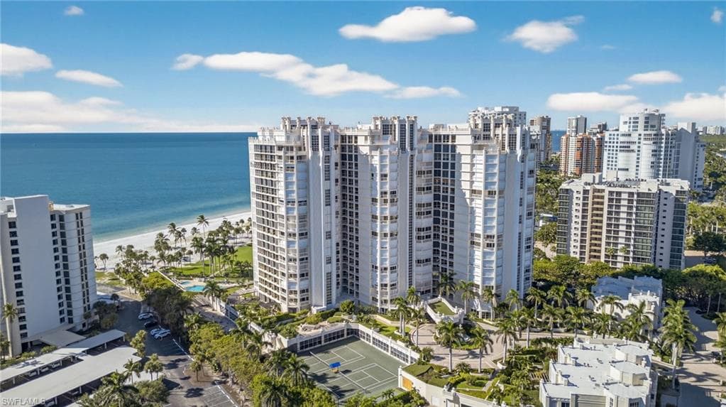 4021 Gulf Shore Blvd N 1903, Naples, FL 34103-37