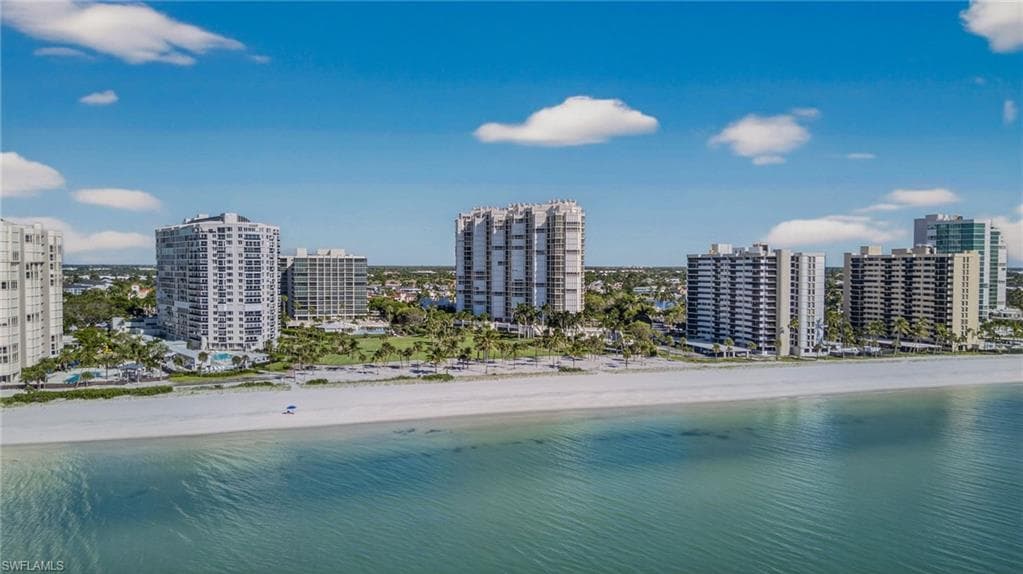 4021 Gulf Shore Blvd N 1903, Naples, FL 34103-39