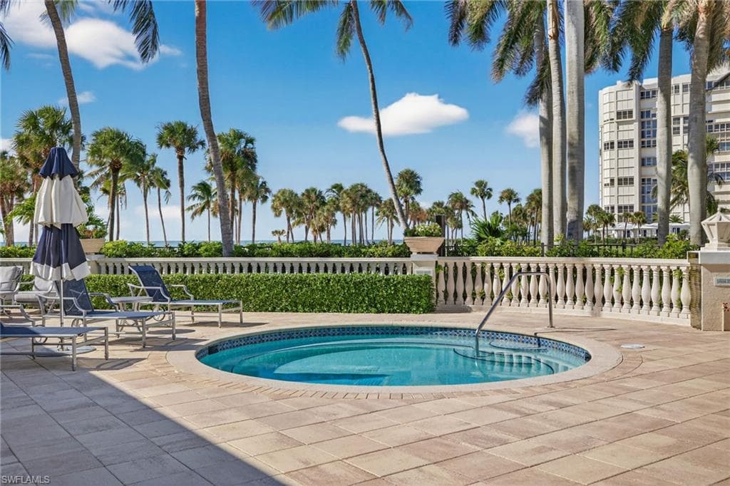 4021 Gulf Shore Blvd N 1903, Naples, FL 34103-42