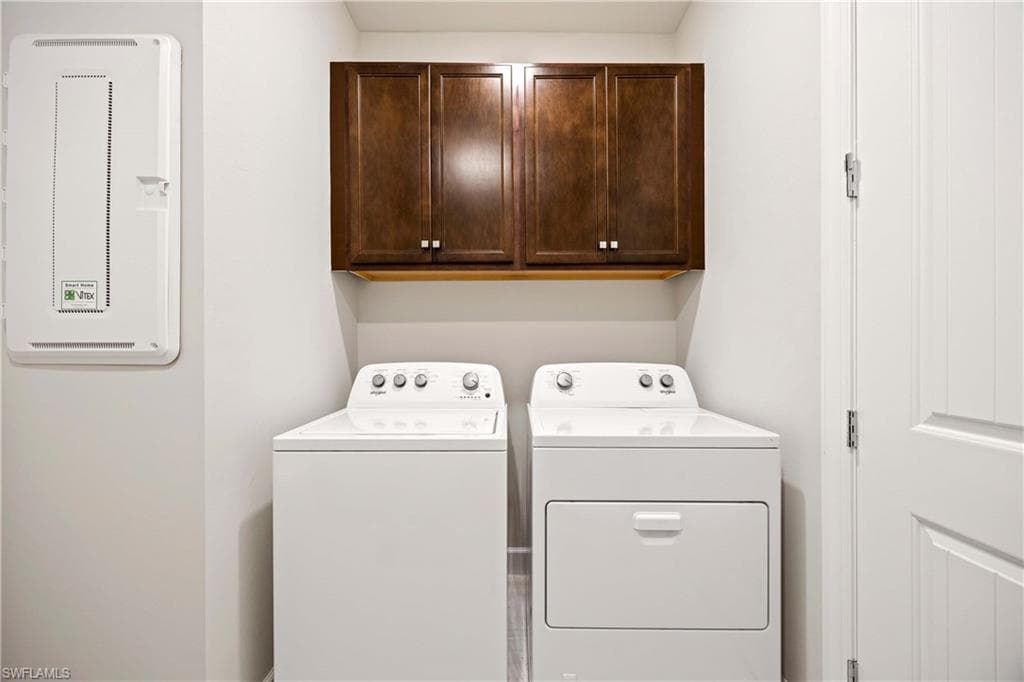 6699 Pennyroyal Dr, Naples, FL 34114-28