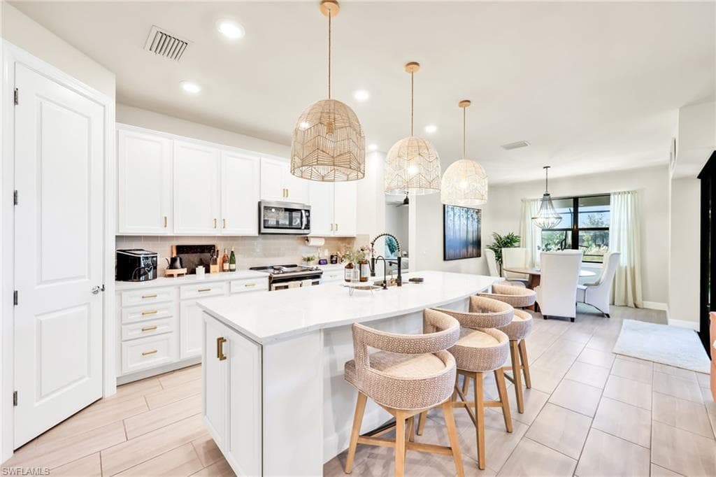 19274 Elston Way, Estero, FL 33928-7