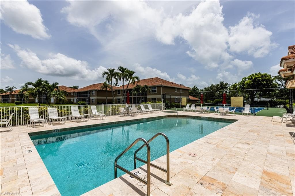 590 Club Marco Cir 9-102, Marco Island, FL 34145-9