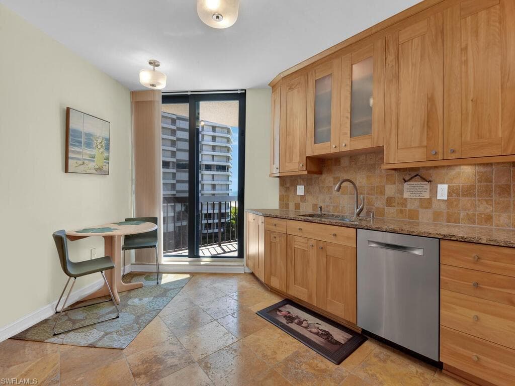 220 Collier Blvd 503, Marco Island, FL 34145-12