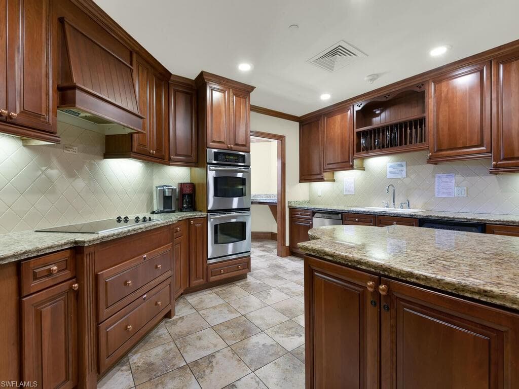 220 Collier Blvd 503, Marco Island, FL 34145-30