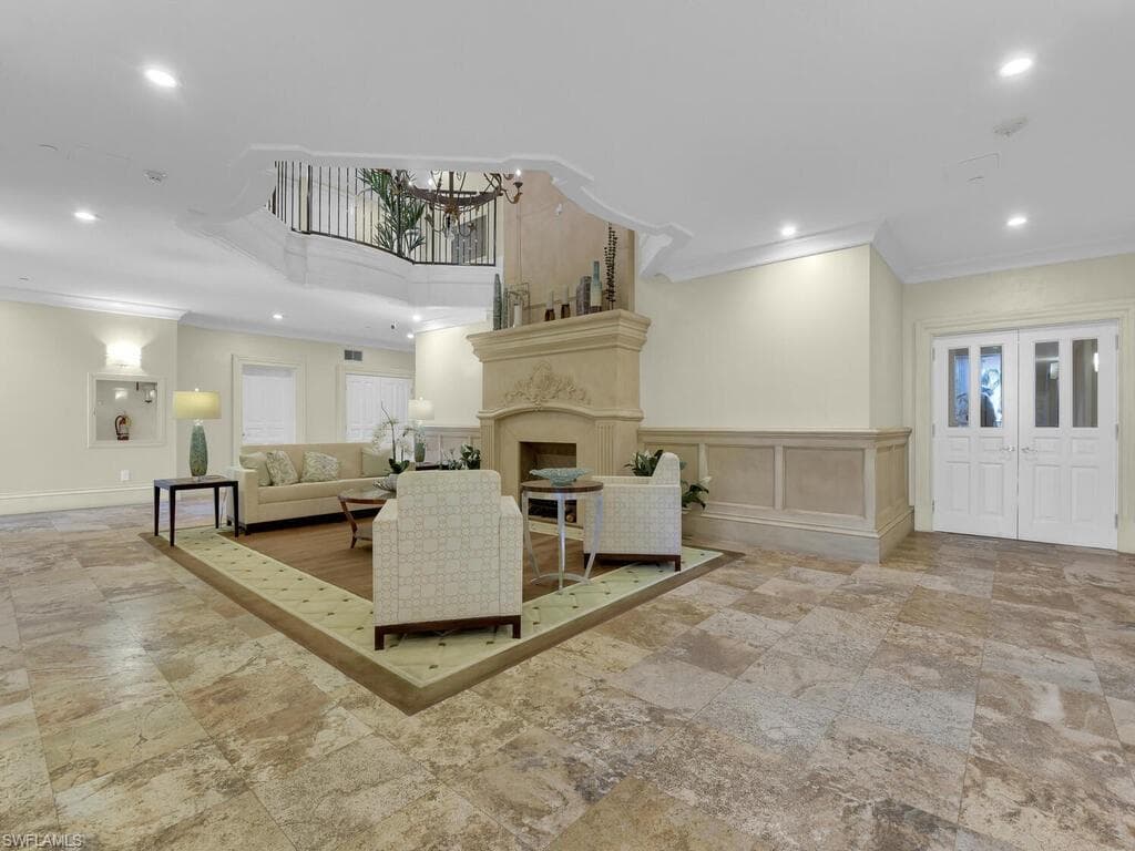 220 Collier Blvd 503, Marco Island, FL 34145-37