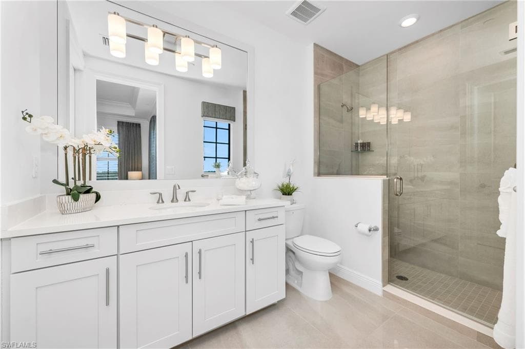16355 Viansa Way 302, Naples, FL 34110-15