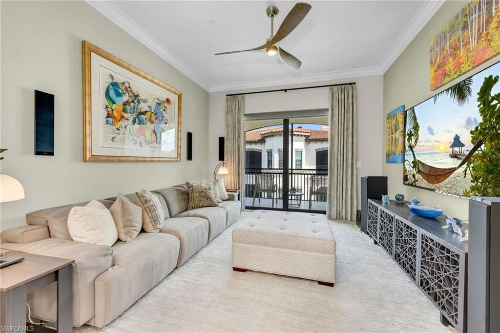 16355 Viansa Way 302, Naples, FL 34110-17