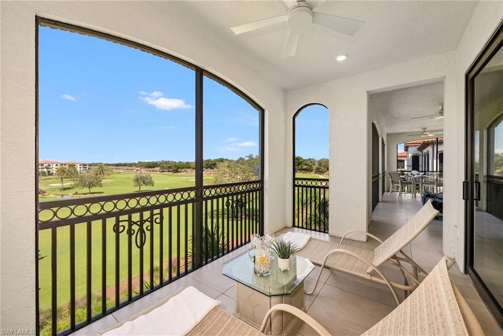 16355 Viansa Way 302, Naples, FL 34110-20