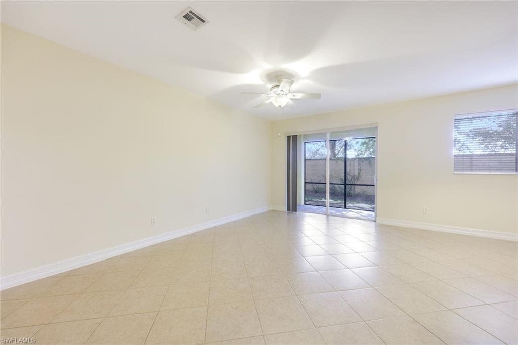 20720 Brassy Pine Way 29, Estero, FL 33928-3