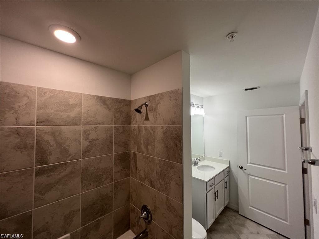 6046 National Blvd 425, Ave Maria, FL 34142-9