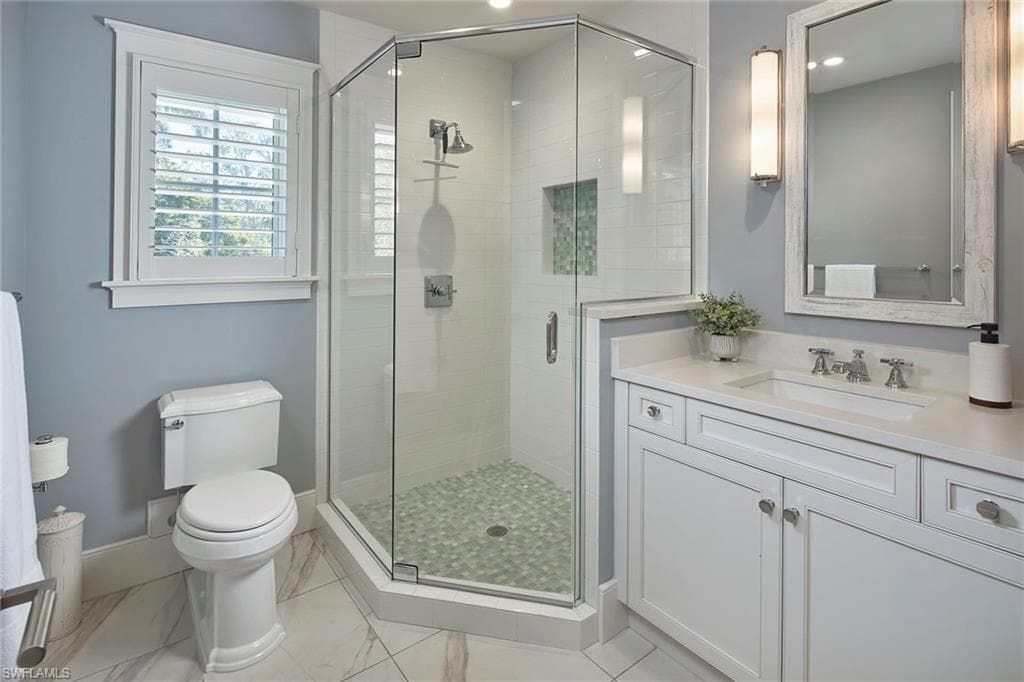 231 11th Ave S, Naples, FL 34102-14