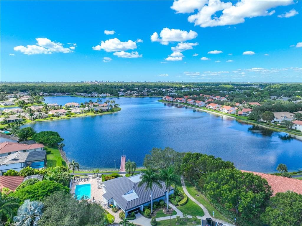 955 New Waterford Dr D104, Naples, FL 34104-37