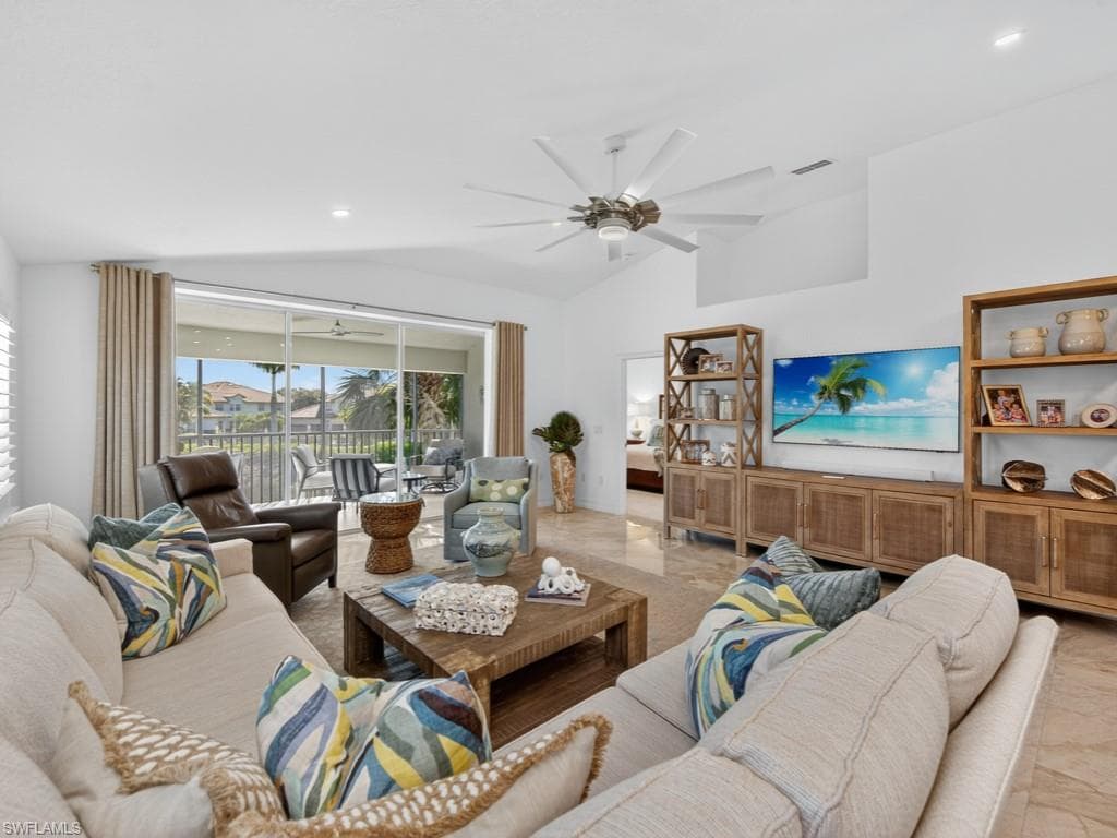8212 Saratoga Dr 103, Naples, FL 34113-11