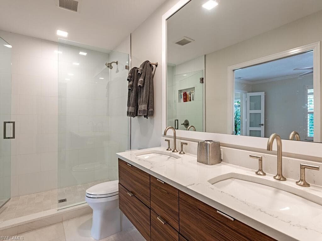 1100 3rd St S 202, Naples, FL 34102-10