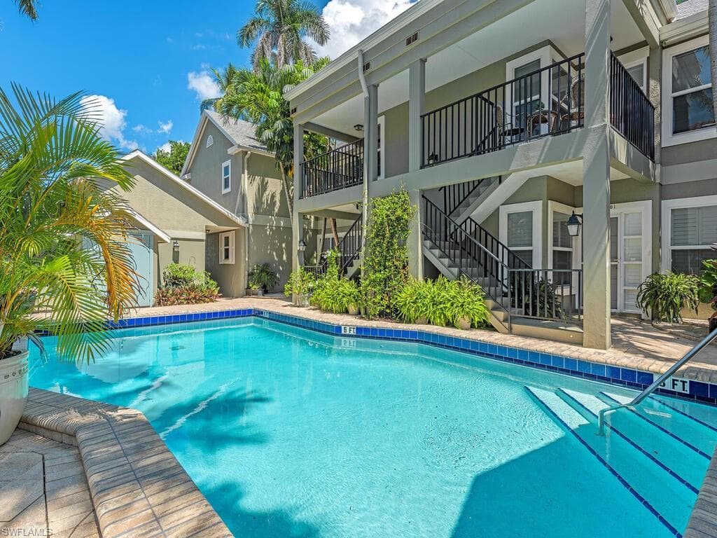 1100 3rd St S 202, Naples, FL 34102-16