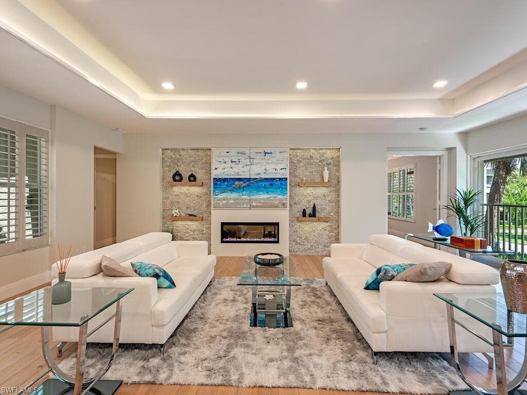 1100 3rd St S 202, Naples, FL 34102-4