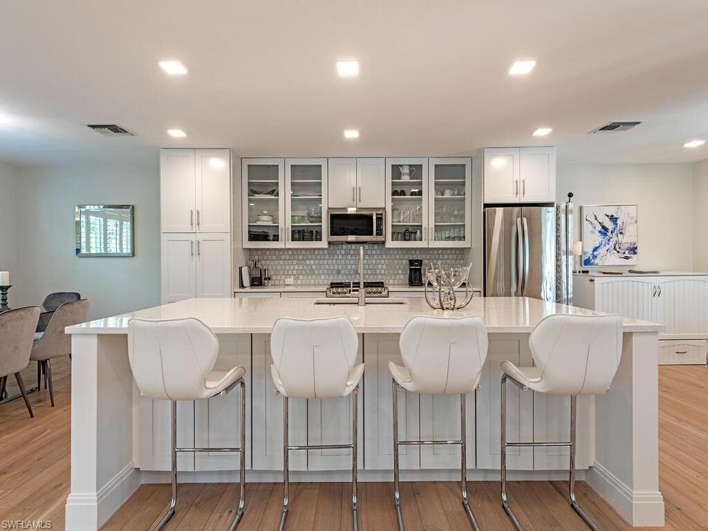 1100 3rd St S 202, Naples, FL 34102-5