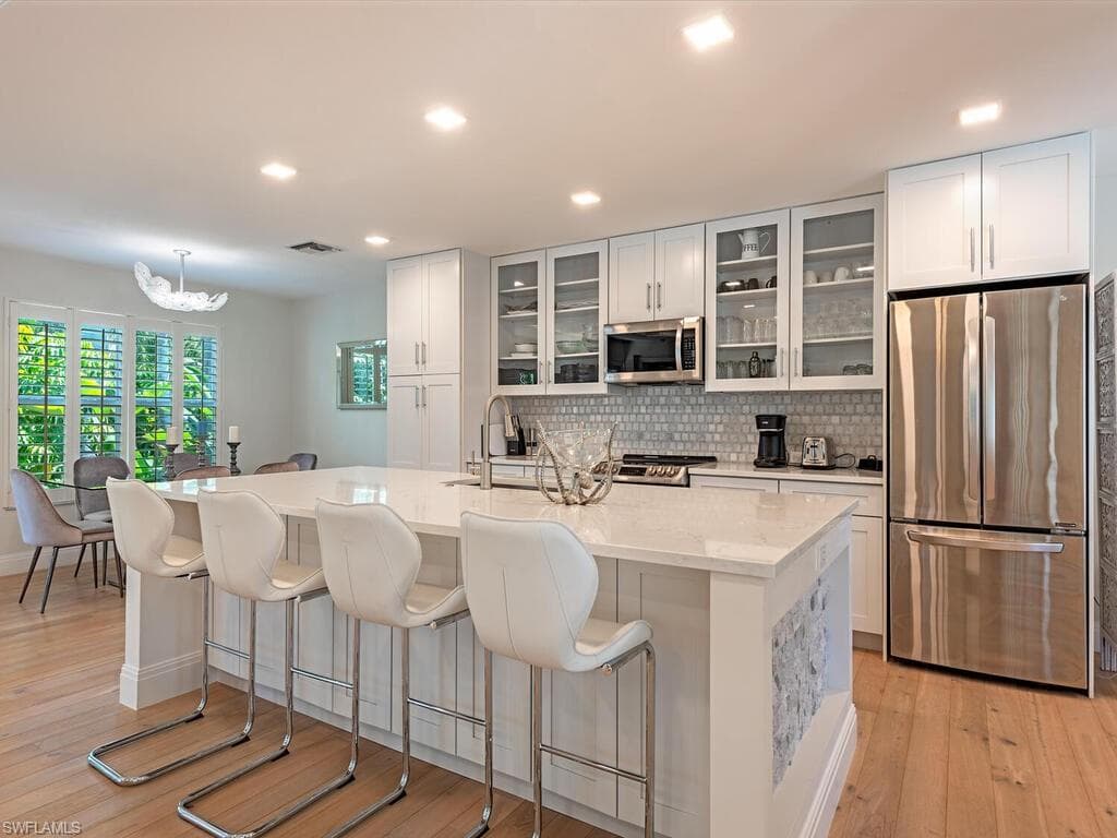 1100 3rd St S 202, Naples, FL 34102-7