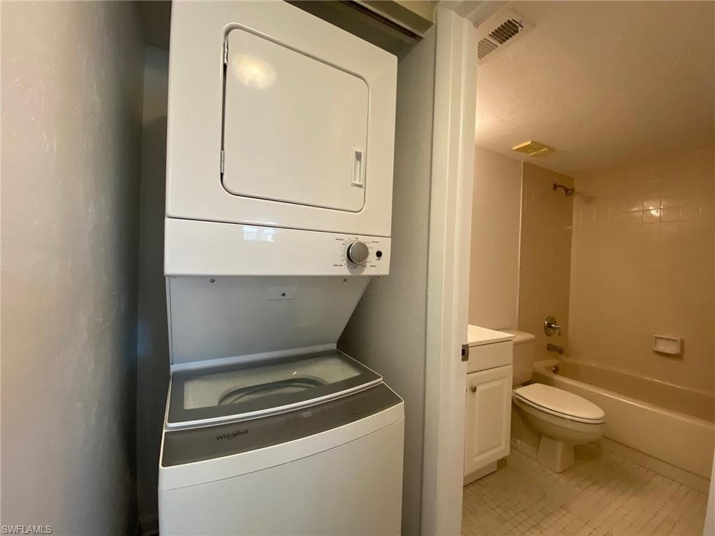 28130 Pine Haven Way 21, Bonita Springs, FL 34135-8
