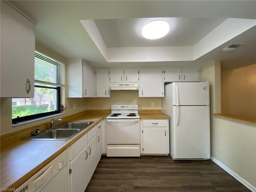 28130 Pine Haven Way 21, Bonita Springs, FL 34135-1