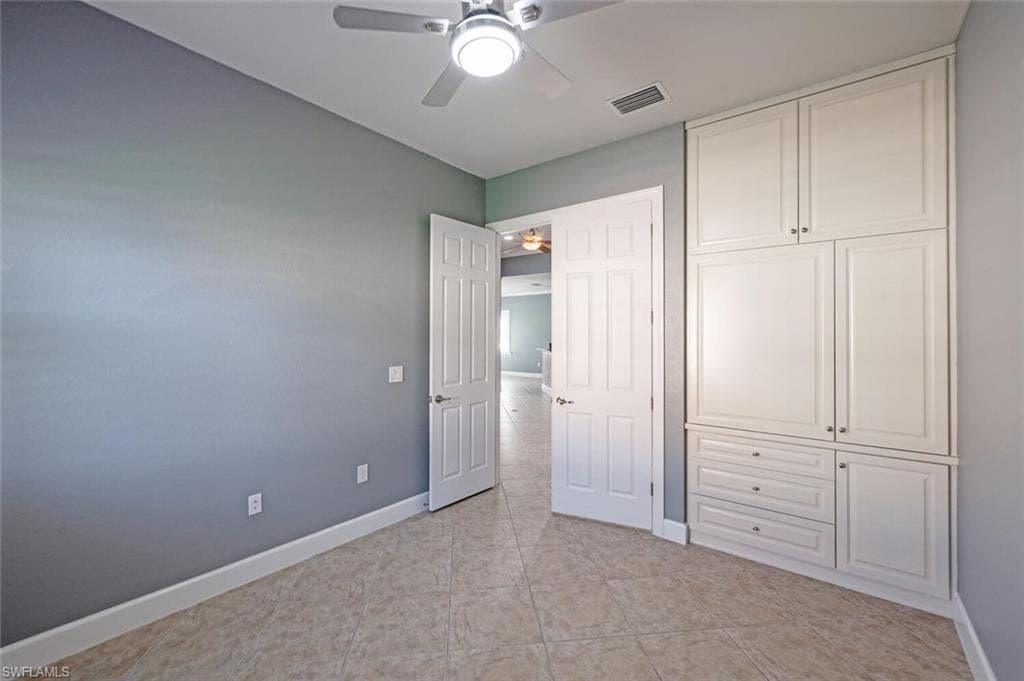 11279 Lithgow Ln, Fort Myers, FL 33913-14