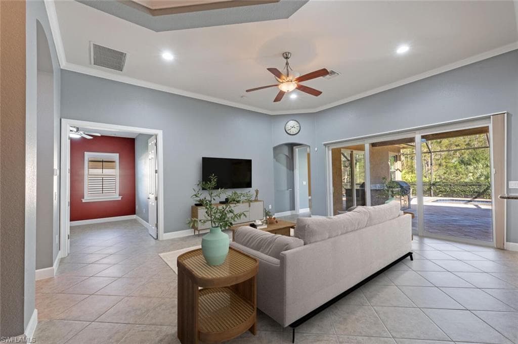 11279 Lithgow Ln, Fort Myers, FL 33913-5