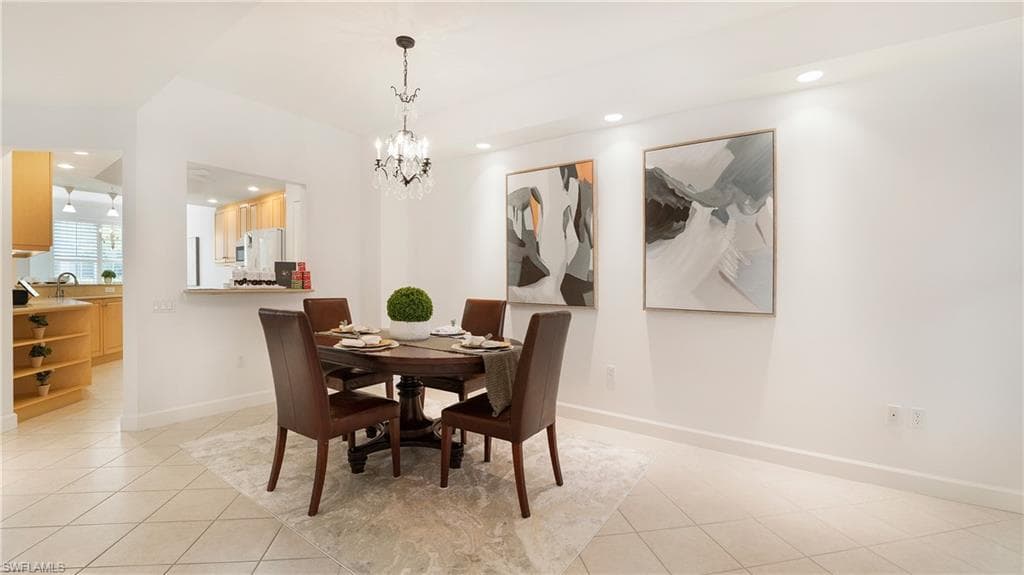 5284 Descanso Ct 103b19, Sarasota, FL 34238-24