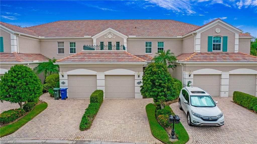 5284 Descanso Ct 103b19, Sarasota, FL 34238-1