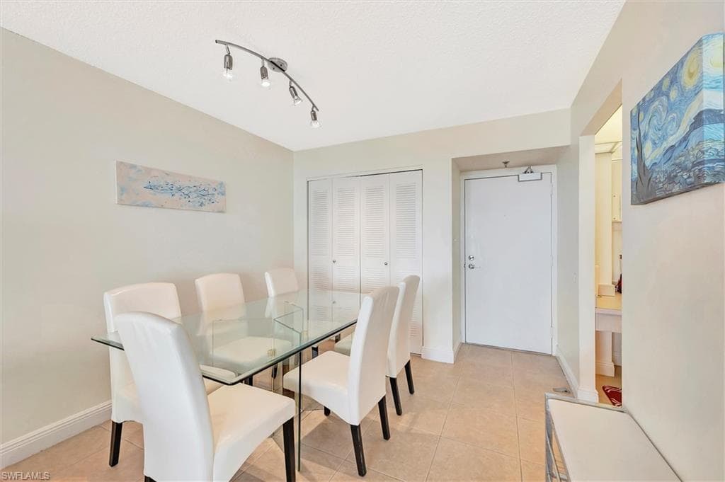 440 Seaview Ct 1909, Marco Island, FL 34145-10