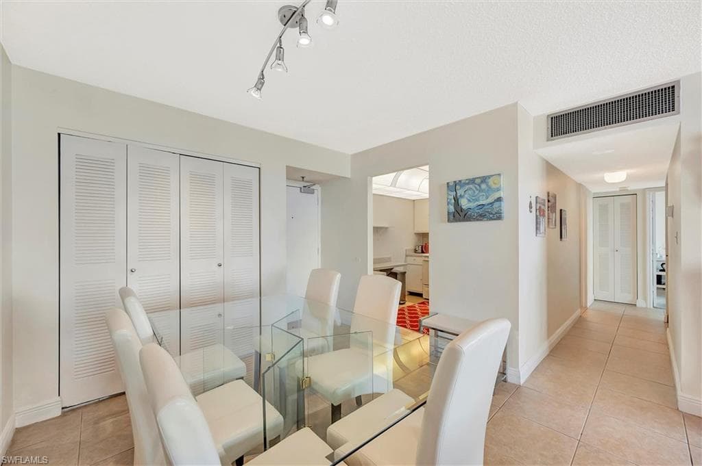 440 Seaview Ct 1909, Marco Island, FL 34145-11