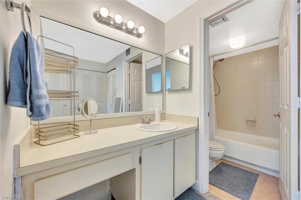 440 Seaview Ct 1909, Marco Island, FL 34145-22