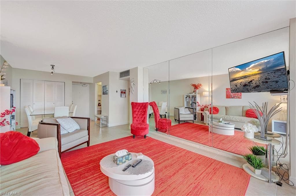 440 Seaview Ct 1909, Marco Island, FL 34145-4