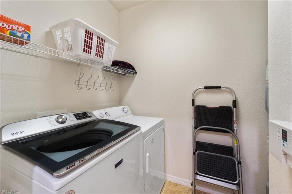 14981 Reflection Key Cir 322, Fort Myers, FL 33907-23