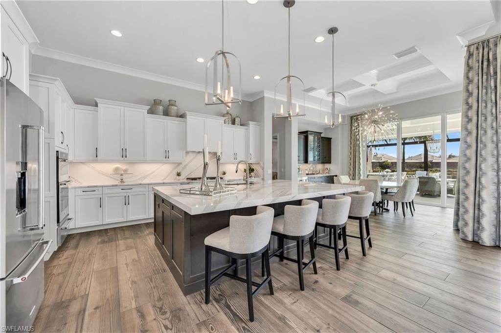 8816 Paradera Ct, Naples, FL 34112-11