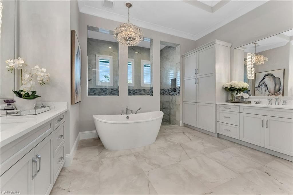 8816 Paradera Ct, Naples, FL 34112-14